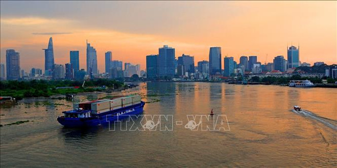 Ciudad Ho Chi Minh logra crecimiento económico de 3,28 por ciento ảnh 1 Ciudad Ho Chi Minh logra crecimiento económico de 3,28 por ciento ảnh 1