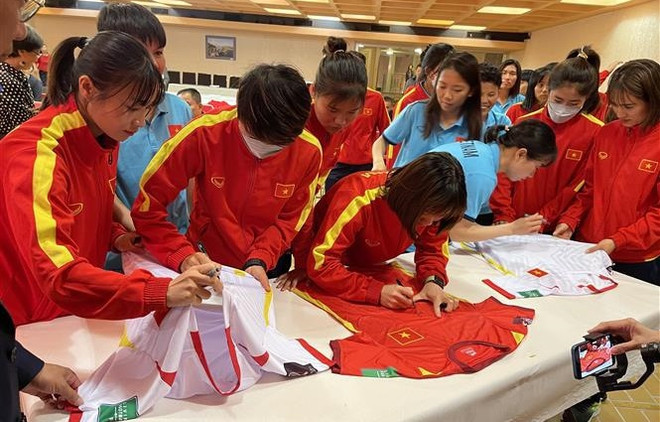 Selección femenina de fútbol de Vietnam jugará amistoso con Francia ảnh 1 Selección femenina de fútbol de Vietnam jugará amistoso con Francia ảnh 1