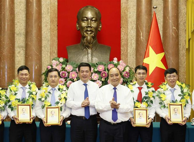 Piden al sector petrolero renovarse para construir a la seguridad energética ảnh 1