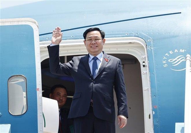 Presidente del Parlamento vietnamita realiza visita oficial a Hungría ảnh 1