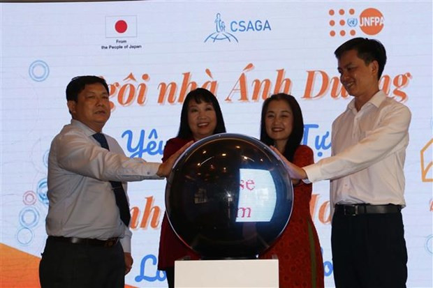 Lanzan centro de asistencia a víctimas de violencia de género en ciudad vietnamita de Da Nang ảnh 1 Lanzan centro de asistencia a víctimas de violencia de género en ciudad vietnamita de Da Nang ảnh 1