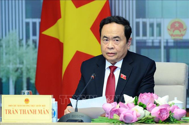 Dirigentes parlamentarios de Vietnam y China abordan temas de interés ảnh 2 Dirigentes parlamentarios de Vietnam y China abordan temas de interés ảnh 2