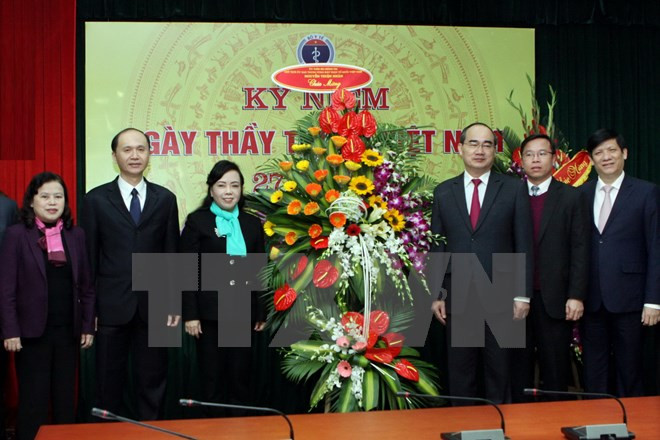 Celebran en Vietnam Día Nacional del Médico ảnh 1 Celebran en Vietnam Día Nacional del Médico ảnh 1