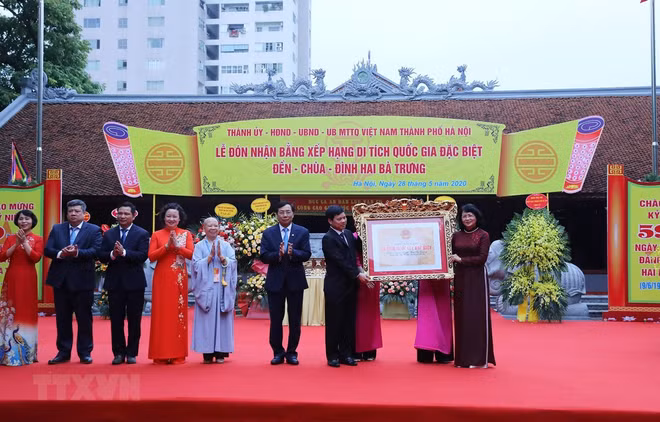 Recibe Hanoi título de reconocimiento al templo Hai Ba Trung ảnh 1
