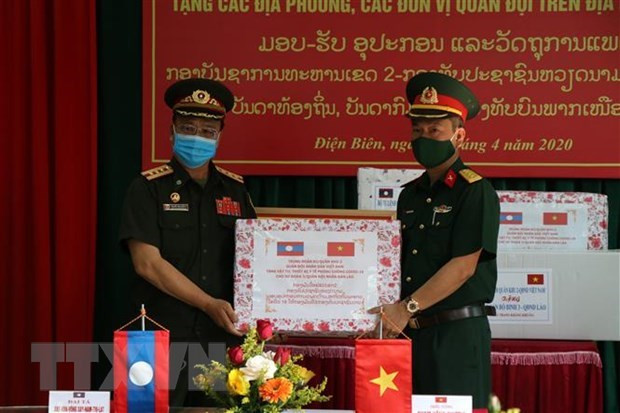 Vietnam respalda a provincia laosiana en prevención del COVID-19 ảnh 1