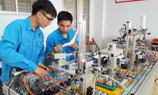 Promueven la capacitación de recursos humanos de alta calidad en Vietnam ảnh 1 Promueven la capacitación de recursos humanos de alta calidad en Vietnam ảnh 1