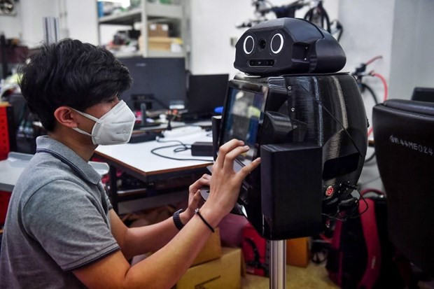 Varios países desarrollan robots para luchar contra el COVID-19 ảnh 1 Varios países desarrollan robots para luchar contra el COVID-19 ảnh 1