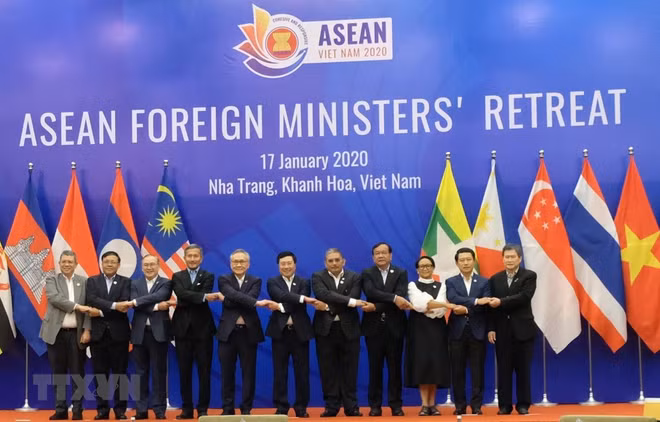 Reitera ASEAN compromiso con estructura regional abierta y multilateralismo ảnh 1