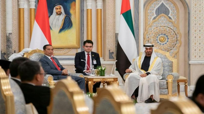 Firman Indonesia y Emiratos Árabes Unidos numerosos acuerdos cooperativos ảnh 1 Firman Indonesia y Emiratos Árabes Unidos numerosos acuerdos cooperativos ảnh 1