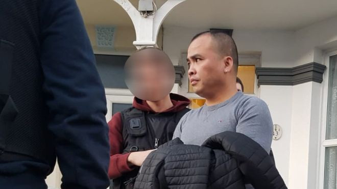 Arresta Policía británico a un hombre relacionado con la red de tráfico de personas desde Vietnam a Reino Unido ảnh 1 Arresta Policía británico a un hombre relacionado con la red de tráfico de personas desde Vietnam a Reino Unido ảnh 1