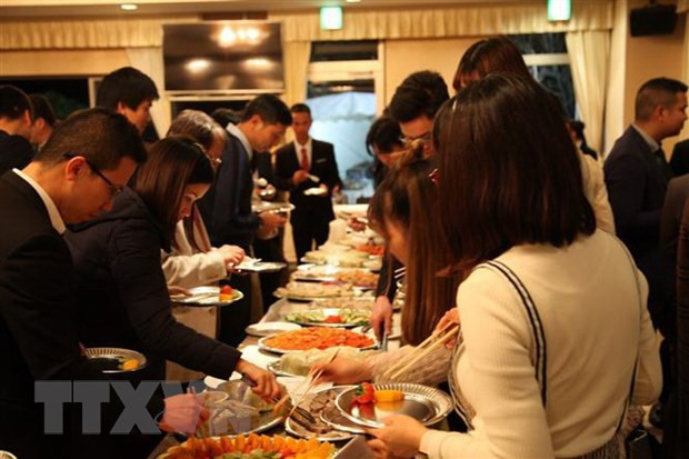 Vietnamitas en Japón y Mozambique saludan Año Nuevo Lunar ảnh 1 Vietnamitas en Japón y Mozambique saludan Año Nuevo Lunar ảnh 1