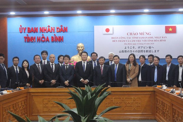 Visita delegación japonesa provincia vietnamita de Hoa Binh ảnh 1