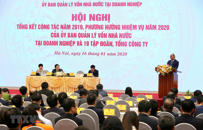 Premier de Vietnam exige impulsar reestructuración de empresas estatales ảnh 1