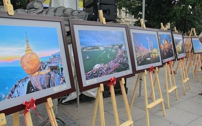 Muestran en Vietnam imágenes de pueblos y culturas de países miembros de ASEAN ảnh 1 Muestran en Vietnam imágenes de pueblos y culturas de países miembros de ASEAN ảnh 1