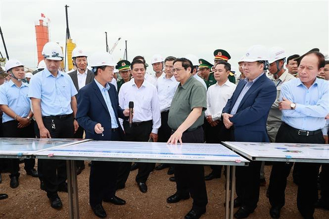 Premier vietnamita inspecciona proyectos claves en Hai Phong ảnh 1 Premier vietnamita inspecciona proyectos claves en Hai Phong ảnh 1