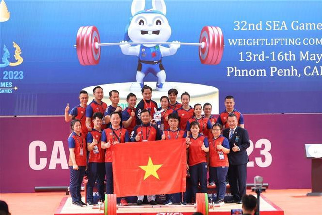 Vietnam borda los SEA Games 32 con impresionante actuación ảnh 2