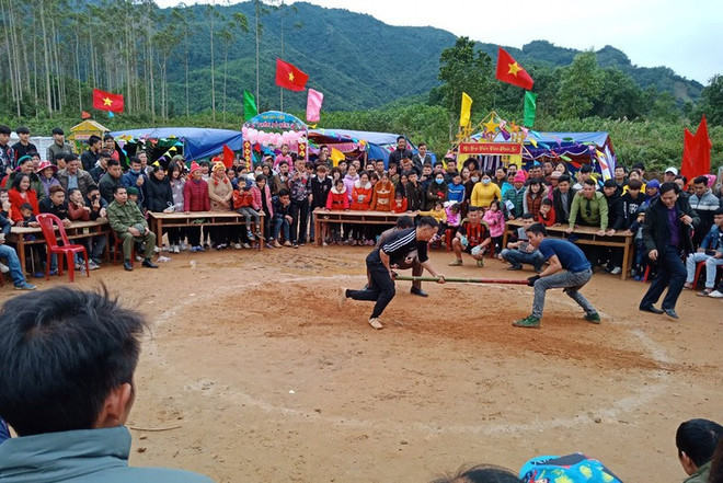 Festival de turismo en Quang Ninh contribuye a difundir potencial turístico local ảnh 1 Festival de turismo en Quang Ninh contribuye a difundir potencial turístico local ảnh 1