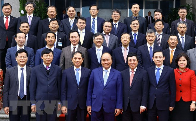 Premier vietnamita insta a la diplomacia nacional a un mayor esfuerzo por impulsar la economía ảnh 1  Premier vietnamita insta a la diplomacia nacional a un mayor esfuerzo por impulsar la economía ảnh 1