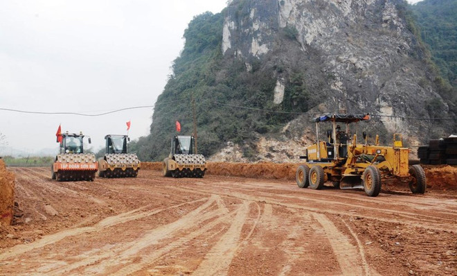 Vietnam comenzará construcción de 12 proyectos de autopistas Norte-Sur en enero de 2023 ảnh 1 Vietnam comenzará construcción de 12 proyectos de autopistas Norte-Sur en enero de 2023 ảnh 1
