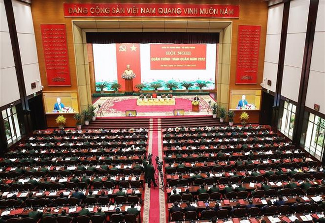 Dirigente partidista insta a construcción de un Ejército de élite, racionalizado y fuerte ảnh 2