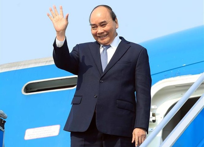 Presidente de Vietnam parte de Hanoi rumbo a Indonesia ảnh 1 Presidente de Vietnam parte de Hanoi rumbo a Indonesia ảnh 1