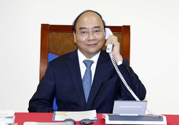 Premier vietnamita mantiene conversaciones telefónicas con presidenta de la CE ảnh 1 Premier vietnamita mantiene conversaciones telefónicas con presidenta de la CE ảnh 1