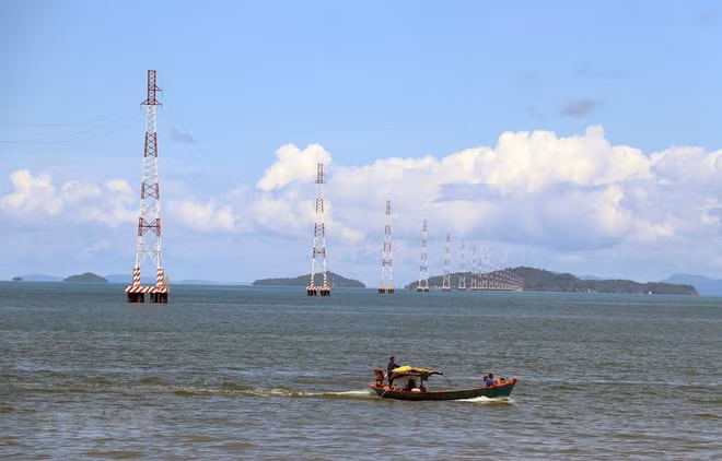 Vietnam extiende red eléctrica a zonas rurales e isleñas ảnh 1