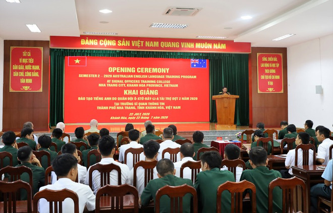 Inauguran curso del idioma inglés para militares vietnamitas patrocinado por Australia ảnh 1 Inauguran curso del idioma inglés para militares vietnamitas patrocinado por Australia ảnh 1