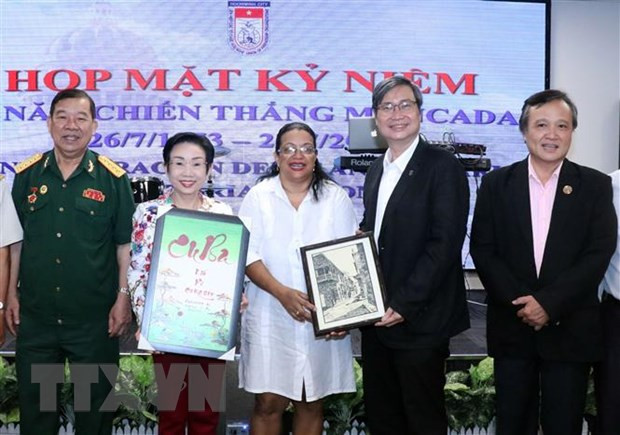 Resaltan en Vietnam lazos especiales con Cuba en aniversario 67 de la epopeya del Moncada ảnh 1 Resaltan en Vietnam lazos especiales con Cuba en aniversario 67 de la epopeya del Moncada ảnh 1