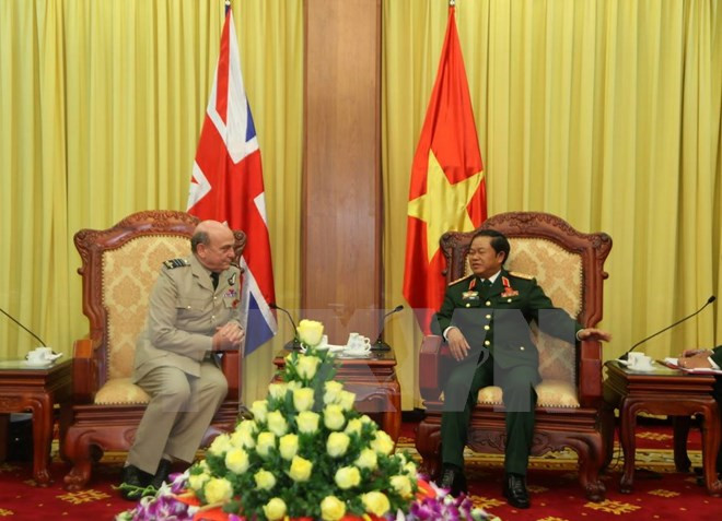 Intensifican Vietnam y Reino Unido nexos militares ảnh 1 Intensifican Vietnam y Reino Unido nexos militares ảnh 1