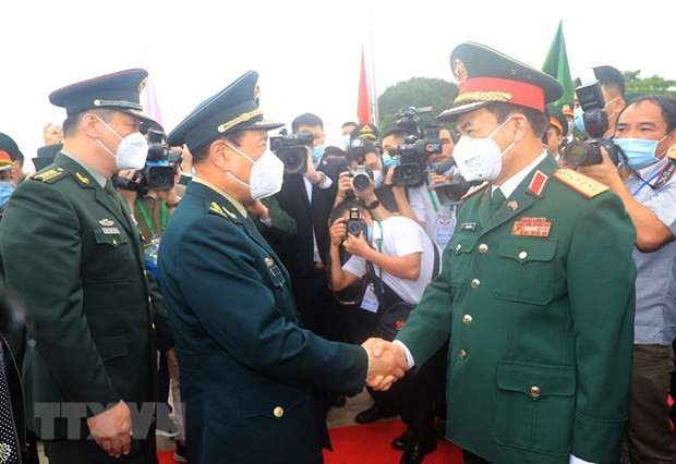 Efectúan intercambio amistoso de defensa fronteriza Vietnam-China ảnh 1