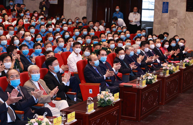 Reafirman atención del Partido de Vietnam al progreso de trabajadores ảnh 2 Reafirman atención del Partido de Vietnam al progreso de trabajadores ảnh 2