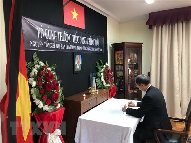 Rinde tributo al ex secretario general Do Muoi en Chile ảnh 1 Rinde tributo al ex secretario general Do Muoi en Chile ảnh 1