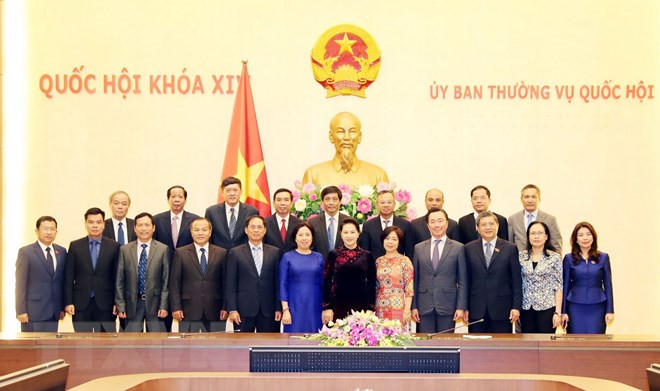Presidenta del Parlamento de Vietnam dialoga con embajadores nacionales en extranjero ảnh 1 Presidenta del Parlamento de Vietnam dialoga con embajadores nacionales en extranjero ảnh 1
