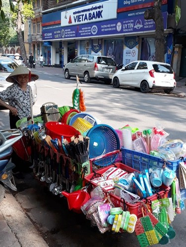 Vendedoras ambulantes: las reinas de Hanoi ảnh 3 Vendedoras ambulantes: las reinas de Hanoi ảnh 3