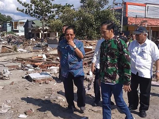 Presidente indonesio insta a acelerar labores de rescate tras sismo ảnh 1 Presidente indonesio insta a acelerar labores de rescate tras sismo ảnh 1