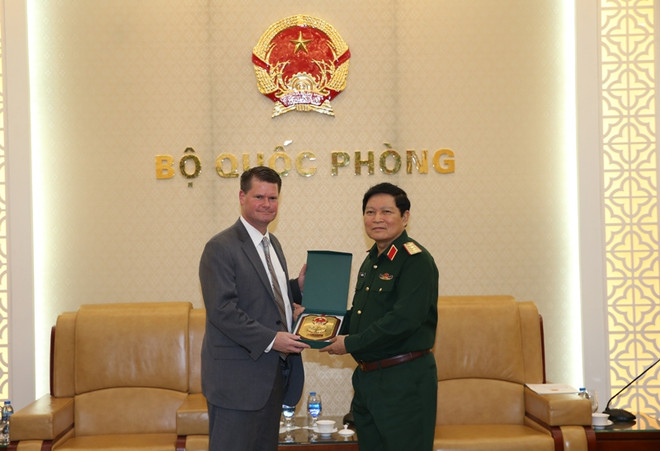 Vietnam y Estados Unidos trabajan por agilizar lazos en defensa ảnh 1 Vietnam y Estados Unidos trabajan por agilizar lazos en defensa ảnh 1