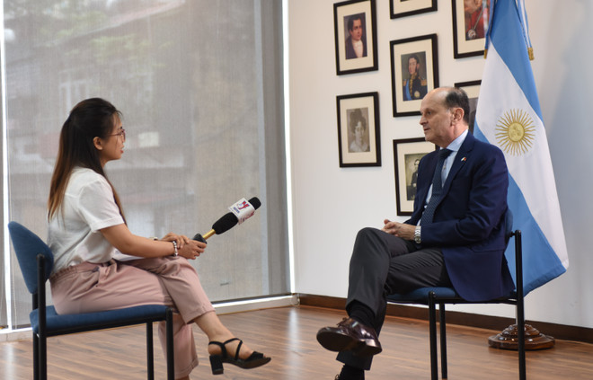 Destacan significado de visita de titular del Parlamento vietnamita a Argentina ảnh 2 Destacan significado de visita de titular del Parlamento vietnamita a Argentina ảnh 2