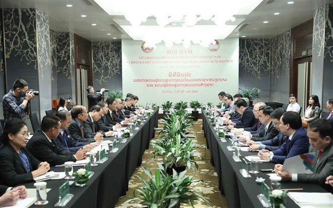 Organizaciones sociopolíticas de Vietnam y Laos aumentan intercambio de experiencias ảnh 1 Organizaciones sociopolíticas de Vietnam y Laos aumentan intercambio de experiencias ảnh 1