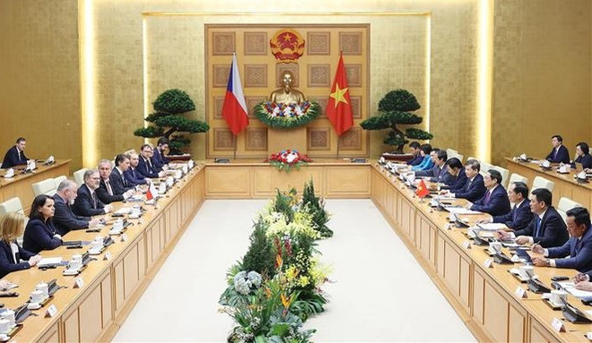 Vietnam considera a República Checa como socio prioritario, afirma premier ảnh 1 Vietnam considera a República Checa como socio prioritario, afirma premier ảnh 1