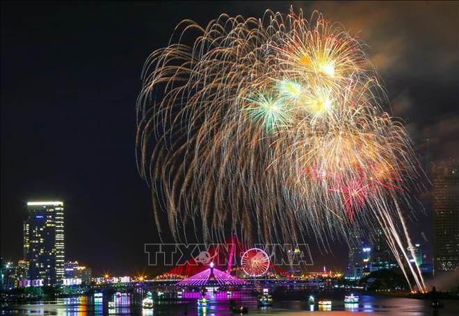 Festival de fuegos artificiales eleva turismo de Da Nang a nuevo nivel ảnh 1 Festival de fuegos artificiales eleva turismo de Da Nang a nuevo nivel ảnh 1
