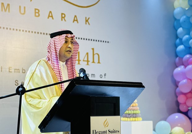 Celebra Embajada de Arabia Saudita en Vietnam tradicional festividad de Eid Al-Fitr ảnh 1 Celebra Embajada de Arabia Saudita en Vietnam tradicional festividad de Eid Al-Fitr ảnh 1