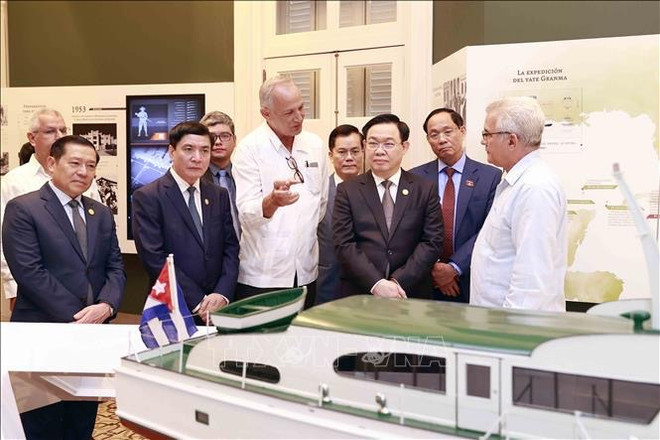 Presidente del Parlamento de Vietnam visita Centro Fidel Castro Ruz ảnh 1 Presidente del Parlamento de Vietnam visita Centro Fidel Castro Ruz ảnh 1