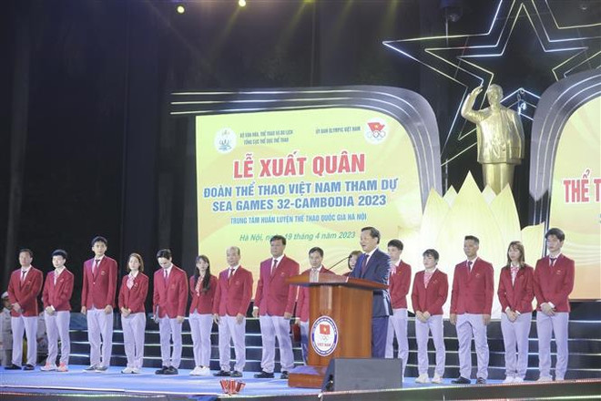 Despiden a delegación deportiva vietnamita que participará en SEA Games 32 ảnh 2 Despiden a delegación deportiva vietnamita que participará en SEA Games 32 ảnh 2