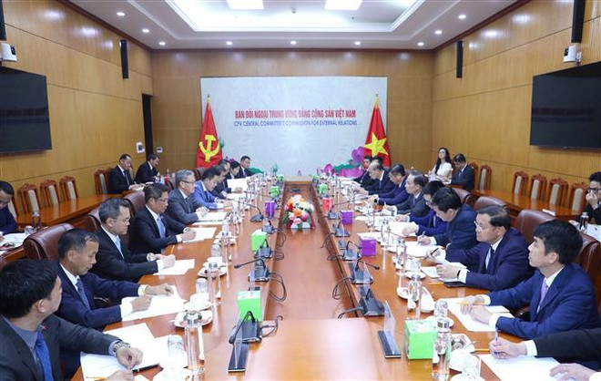 Vietnam y Laos fortalecen sus nexos de gran amistad y solidaridad especial ảnh 1
