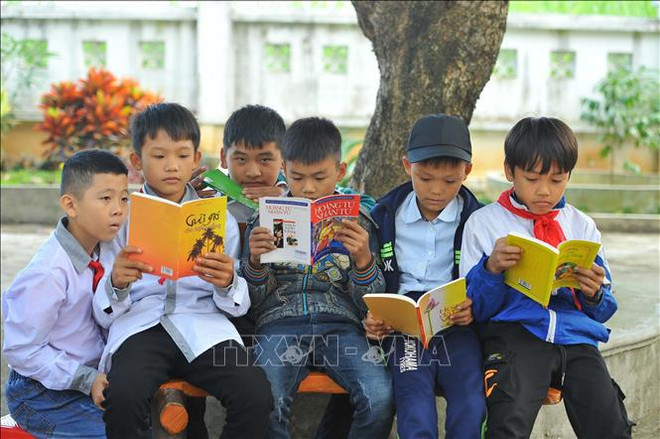 Celebran numerosas actividades por Día del Libro y Lectura de Vietnam ảnh 2 Celebran numerosas actividades por Día del Libro y Lectura de Vietnam ảnh 2