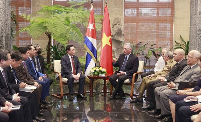 Titular del Legislativo vietnamita se entrevista con dirigentes cubanos ảnh 1 Titular del Legislativo vietnamita se entrevista con dirigentes cubanos ảnh 1
