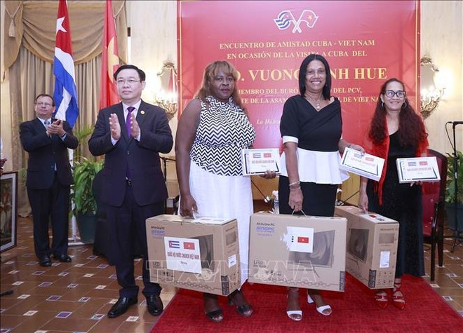 Lazos entre Vietnam y Cuba perduran por siempre, afirma presidente parlamentario ảnh 2 Lazos entre Vietnam y Cuba perduran por siempre, afirma presidente parlamentario ảnh 2
