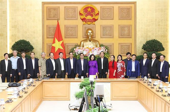 Primer ministro de Vietnam pide una mejor atención a los ancianos ảnh 1 Primer ministro de Vietnam pide una mejor atención a los ancianos ảnh 1