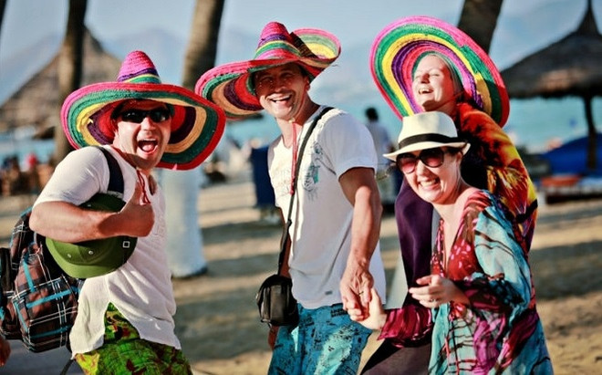 Aumentan casi 90 por ciento de turistas extranjeros en Vietnam ảnh 1 Aumentan casi 90 por ciento de turistas extranjeros en Vietnam ảnh 1